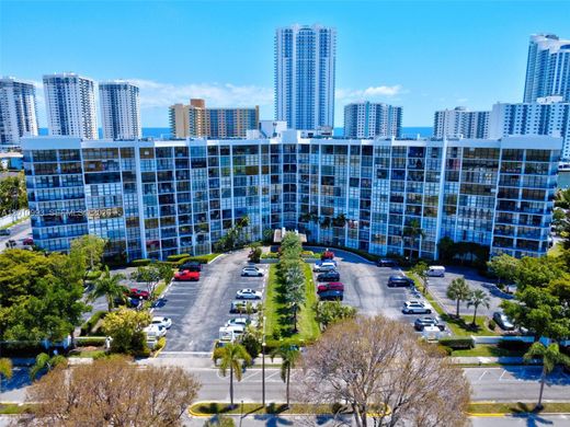 Edificio en Hallandale Beach, Broward County