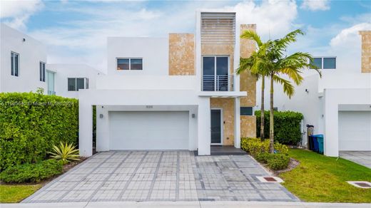 Villa in Doral, Miami-Dade County