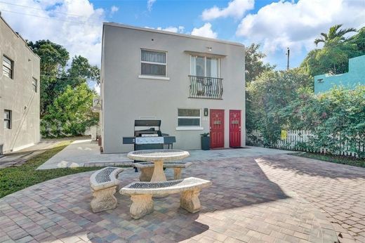 Residential complexes in Hollywood, Broward County