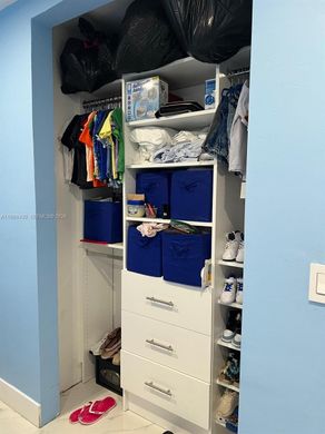 Villa Miami Gardens, Miami-Dade County