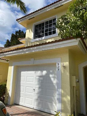 Таунхаус, West Palm Beach, Palm Beach County