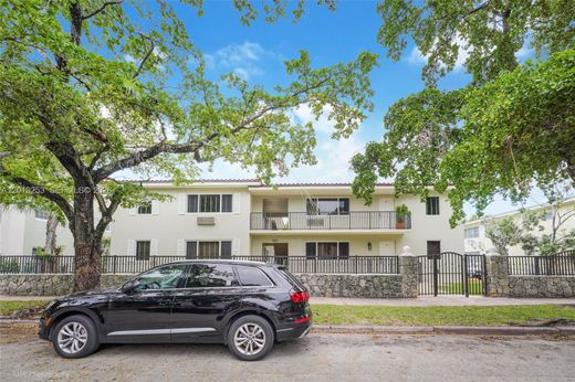Complexos residenciais - Coral Gables, Miami-Dade County