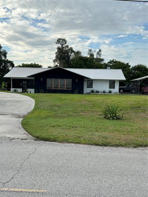 Villa in Moore Haven Trailer Park, Glades County