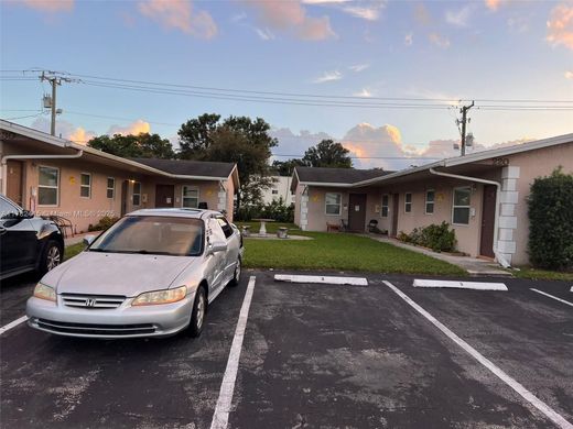 Complesso residenziale a Oakland Park, Broward County