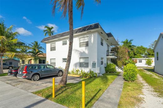 Kamienica w Miami, Miami-Dade County