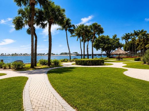 Complesso residenziale a Miami, Miami-Dade County