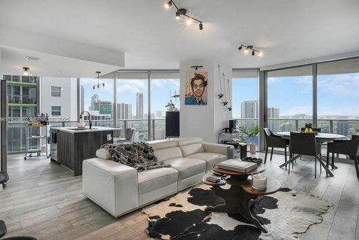 Residential complexes in Miami, Miami-Dade