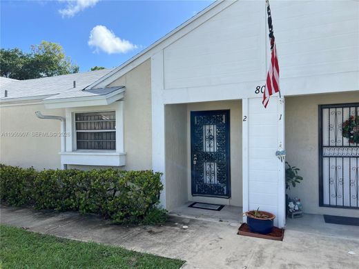 Residential complexes in Miami, Miami-Dade