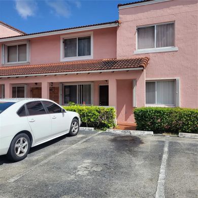 Κτίριο σε Doral, Miami-Dade County