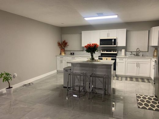 Villa Lake Worth, Palm Beach County