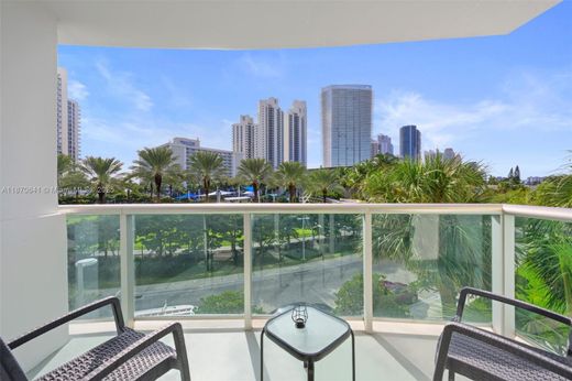 Residential complexes in Sunny Isles Beach, Miami-Dade