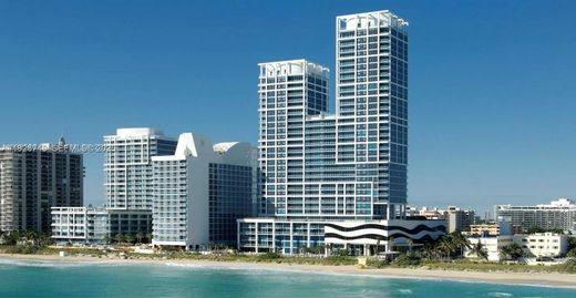 Residential complexes in Miami Beach, Miami-Dade