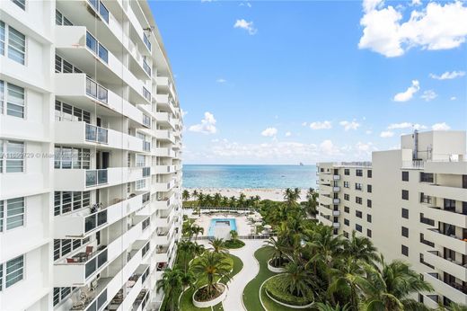 Complexes résidentiels à Miami Beach, Comté de Miami-Dade