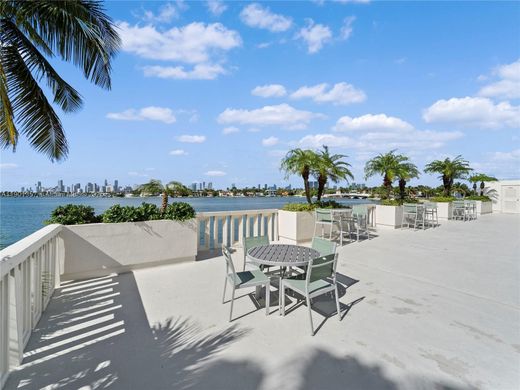 Complesso residenziale a Miami Beach, Miami-Dade County