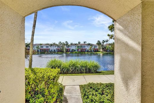 Townhouse in Pompano Beach, Broward County