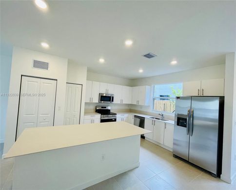 Townhouse in Florida City, Miami-Dade