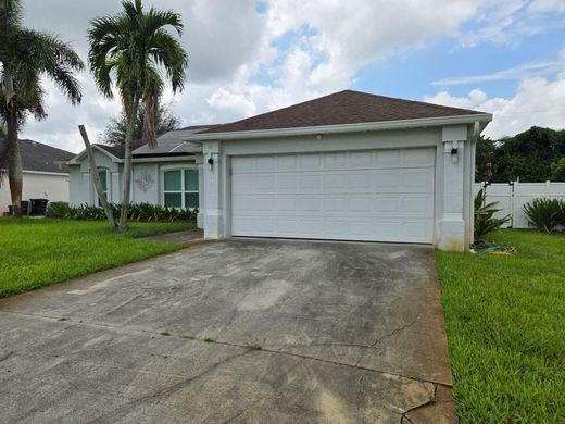 Villa in Port Saint Lucie, Saint Lucie County
