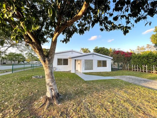 Villa in North Miami Beach, Miami-Dade County