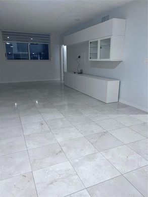 Complexes résidentiels à Miami, Comté de Miami-Dade