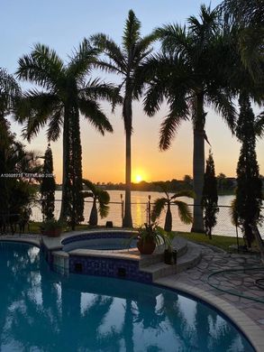 Villa in Miami, Miami-Dade