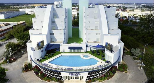 公寓楼  Sweetwater, Miami-Dade County