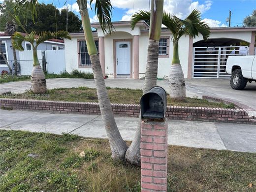 Villa - Homestead, Miami-Dade County