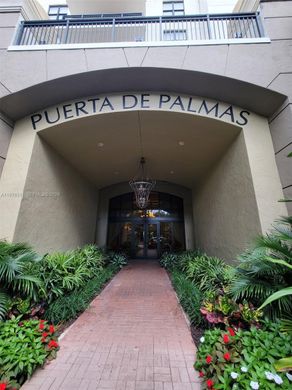 Residential complexes in Coral Gables, Miami-Dade