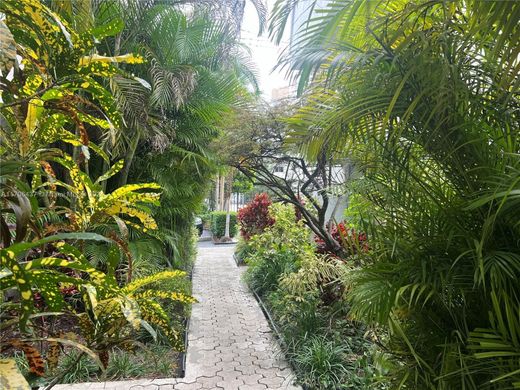 Αστικό ακίνητο σε Μαϊάμι, Miami-Dade County