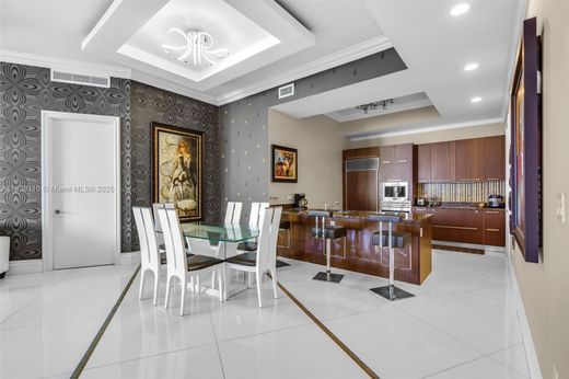 Wohnkomplexe in Sunny Isles Beach, Miami-Dade County