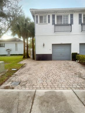Townhouse in Lauderhill, Broward County
