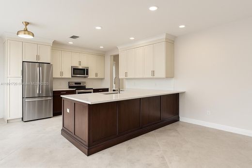 Βίλα σε Weston, Broward County