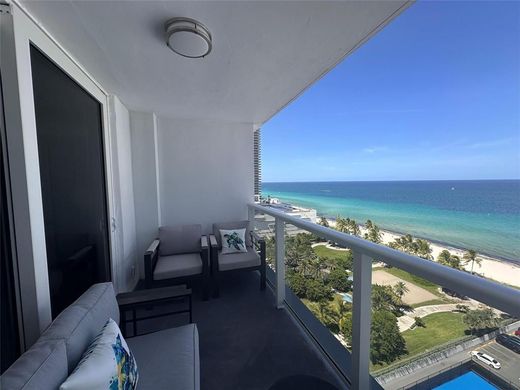 Жилой комплекс, Hallandale Beach, Broward County