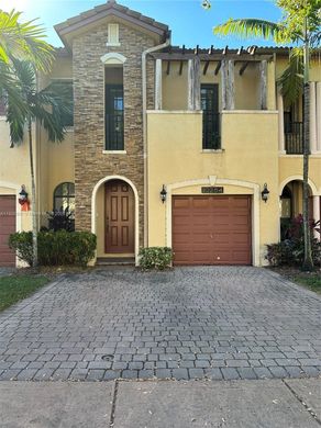 Complesso residenziale a Doral, Miami-Dade County
