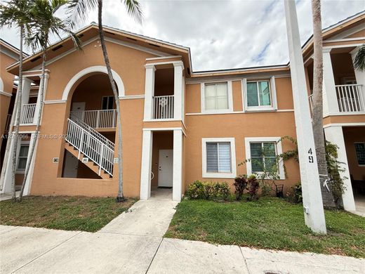 Wohnkomplexe in Hialeah, Miami-Dade County