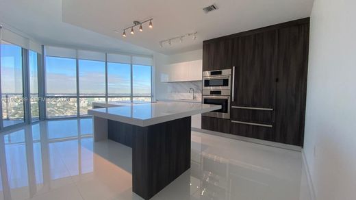 Residential complexes in Miami, Miami-Dade