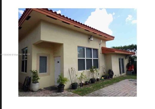 Willa w North Miami Beach, Miami-Dade County