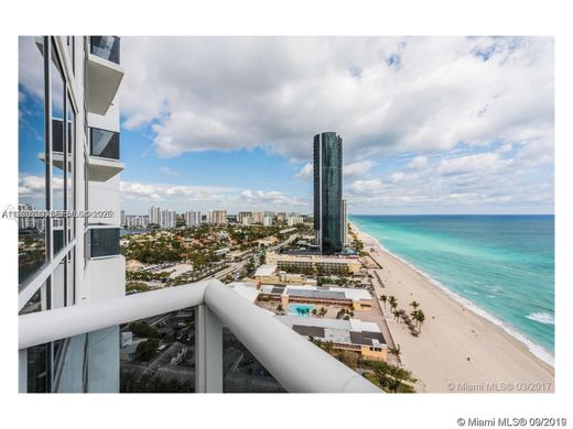 Residential complexes in Sunny Isles Beach, Miami-Dade