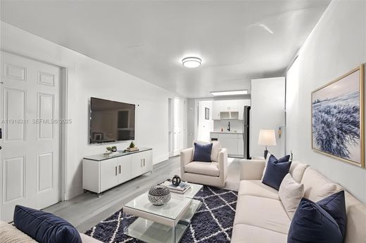 Villa - Hollywood, Broward County