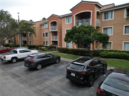 Residential complexes in Coconut Creek, Broward County