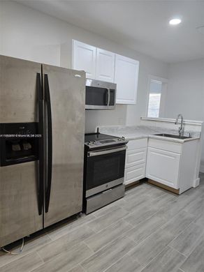 Complesso residenziale a Miami, Miami-Dade County