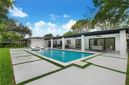 Villa Palmetto Bay, Miami-Dade County