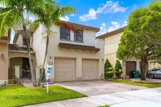 타운 하우스 / Cutler Bay, Miami-Dade County