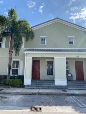 Townhouse in Kendall Lakes, Miami-Dade