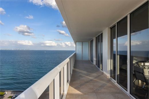 Wohnkomplexe in Hallandale Beach, Broward County