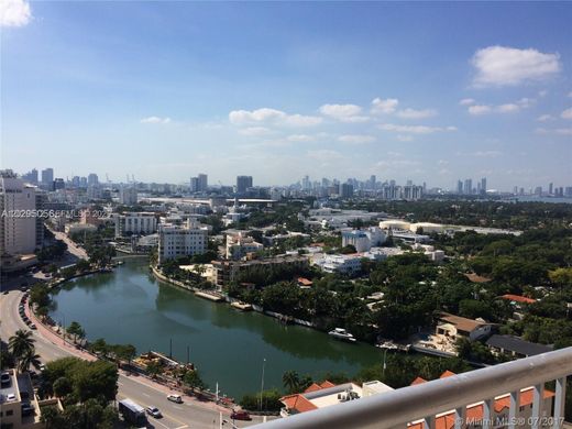 Жилой комплекс, Майами-Бич, Miami-Dade County