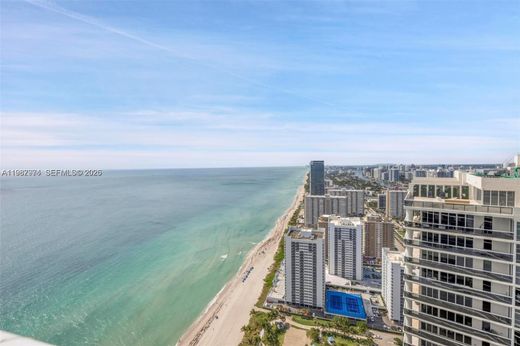 Complexes résidentiels à Hallandale Beach, Comté de Broward