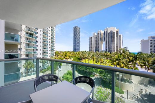 Residential complexes in Sunny Isles Beach, Miami-Dade