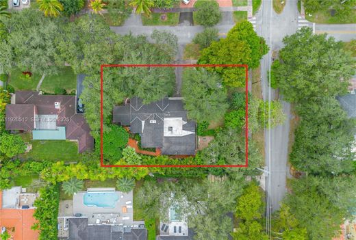 빌라 / Coral Gables, Miami-Dade County