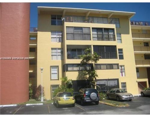 Residential complexes in Miami, Miami-Dade