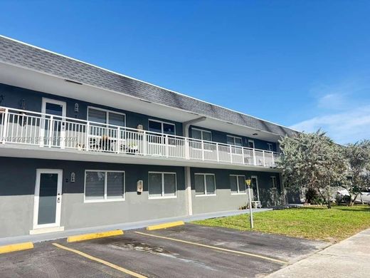 Komplex apartman Hallandale Beach, Broward County